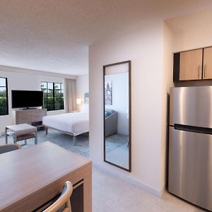King Studio Suite
